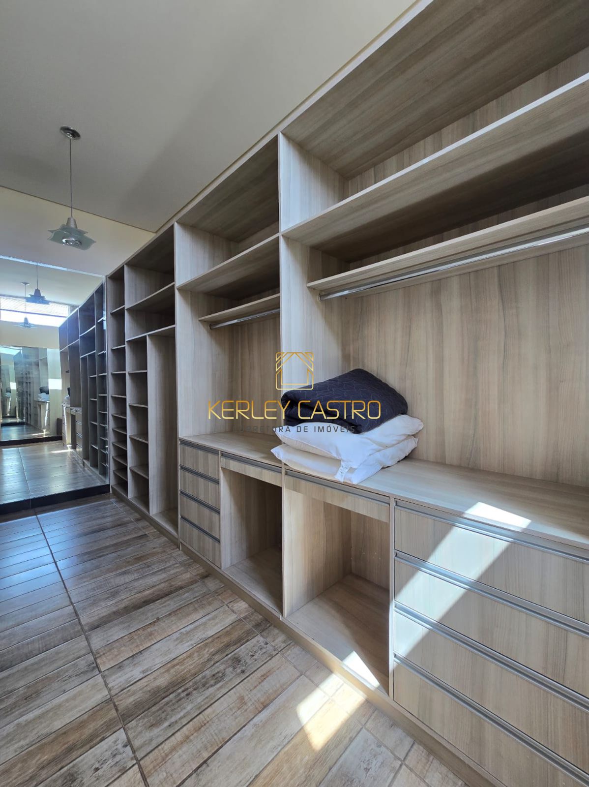 VENDO CASA DE ALTO PADRÃO- PADRE TEODORO - Sete Lagoas, MG